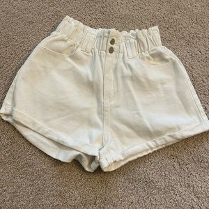Women’s High-Rise Paperbag shorts